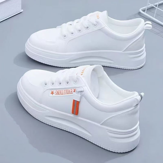 Damen Sportliche Sneakers mit robuster Gummisohle und atmungsaktiver Oberflächenstruktur EB