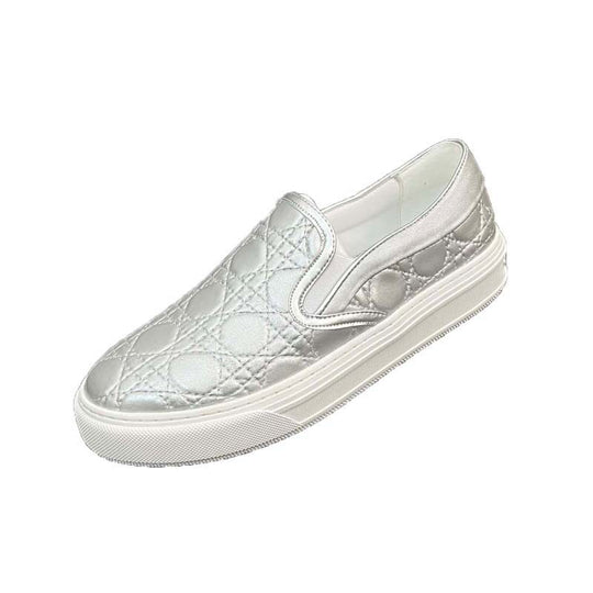 Damen Slip-On Sneakers mit eleganter Steppoptik und rutschfester Sohle EB