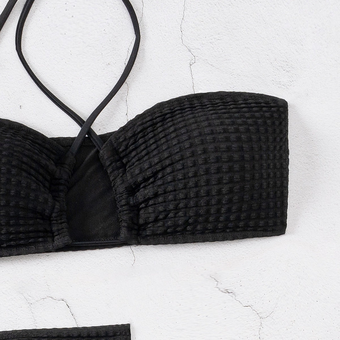 Damen Bandeau-Bikini mit verstellbaren Trägern und schnürbarem Rock EB