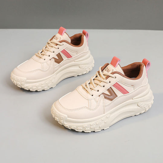 Damen Sportliche Sneakers mit ergonomischen Dämpfungselementen und markantem Sohlenprofil EB