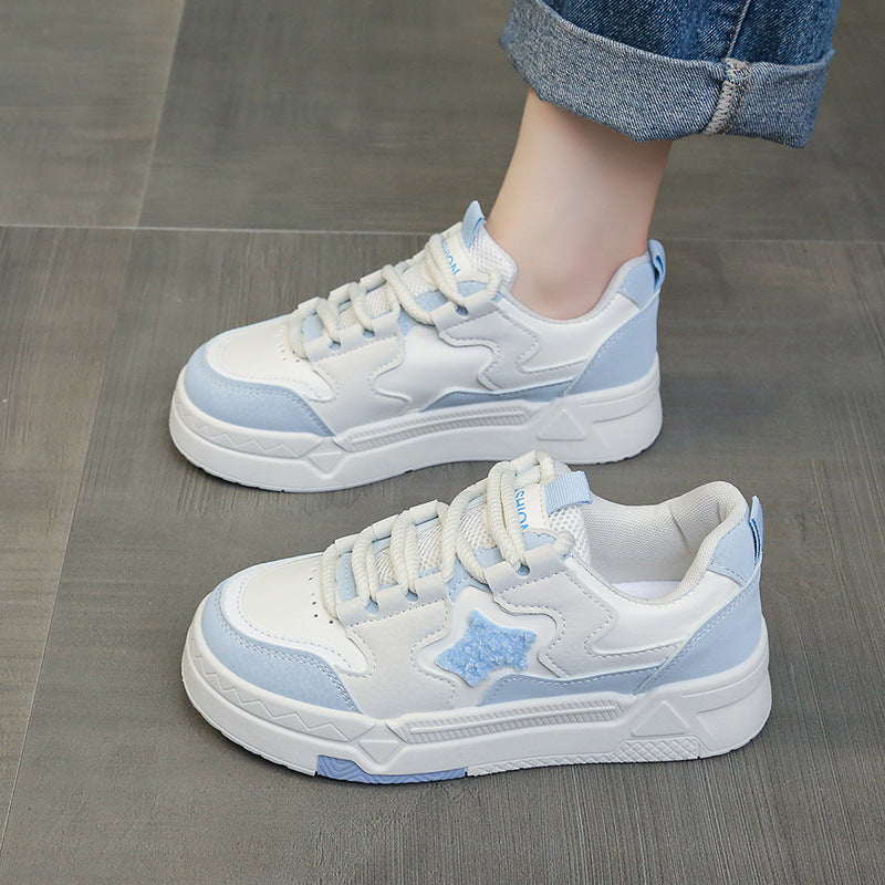 Damen Sneakers im trendigen Design mit detailverliebten Applikationen EB