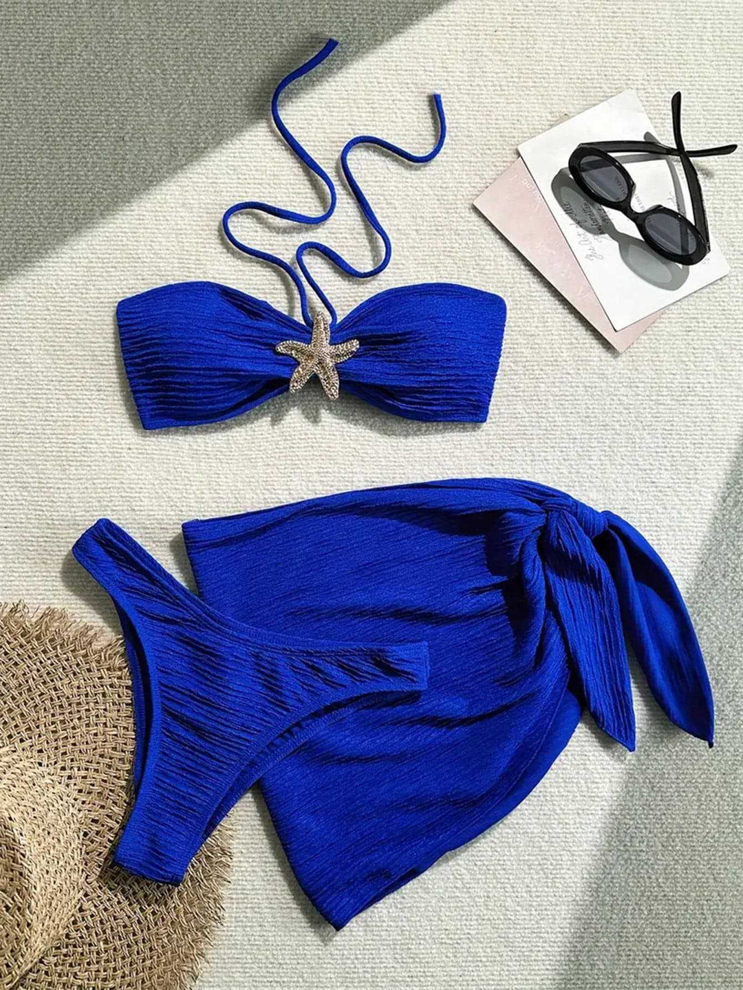 Damen Bandeau-Bikini mit ornamentalem Stern-Detail und modischem Wickelrok EB