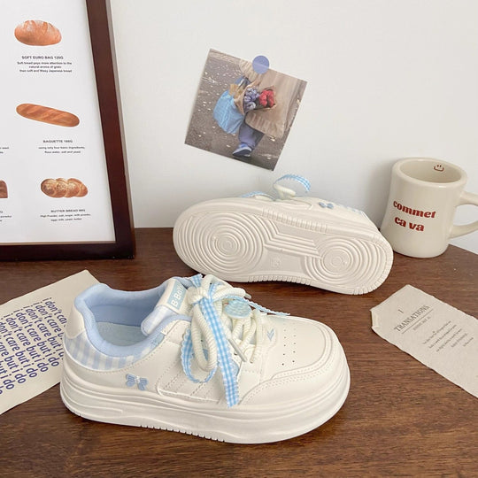 Damen Sneakers mit verspieltem Design und atmungsaktiver Sohle EB