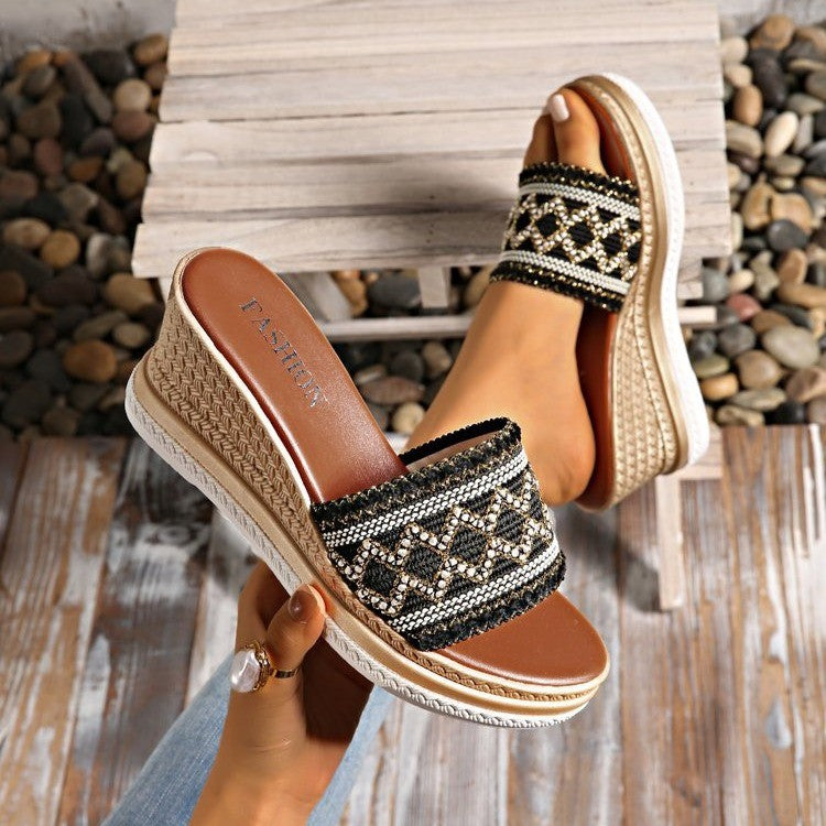 Damen Wedge-Pantoletten mit dekorativem Mustermix und komfortablem Fußbett EB