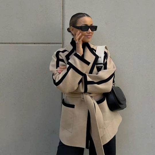 Damen Modische Wickeljacke mit grafischem Design EB