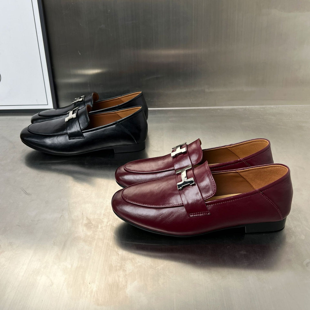 Damen Elegante Mokassins aus hochwertigem Leder mit modischem Schnallenverschluss EB