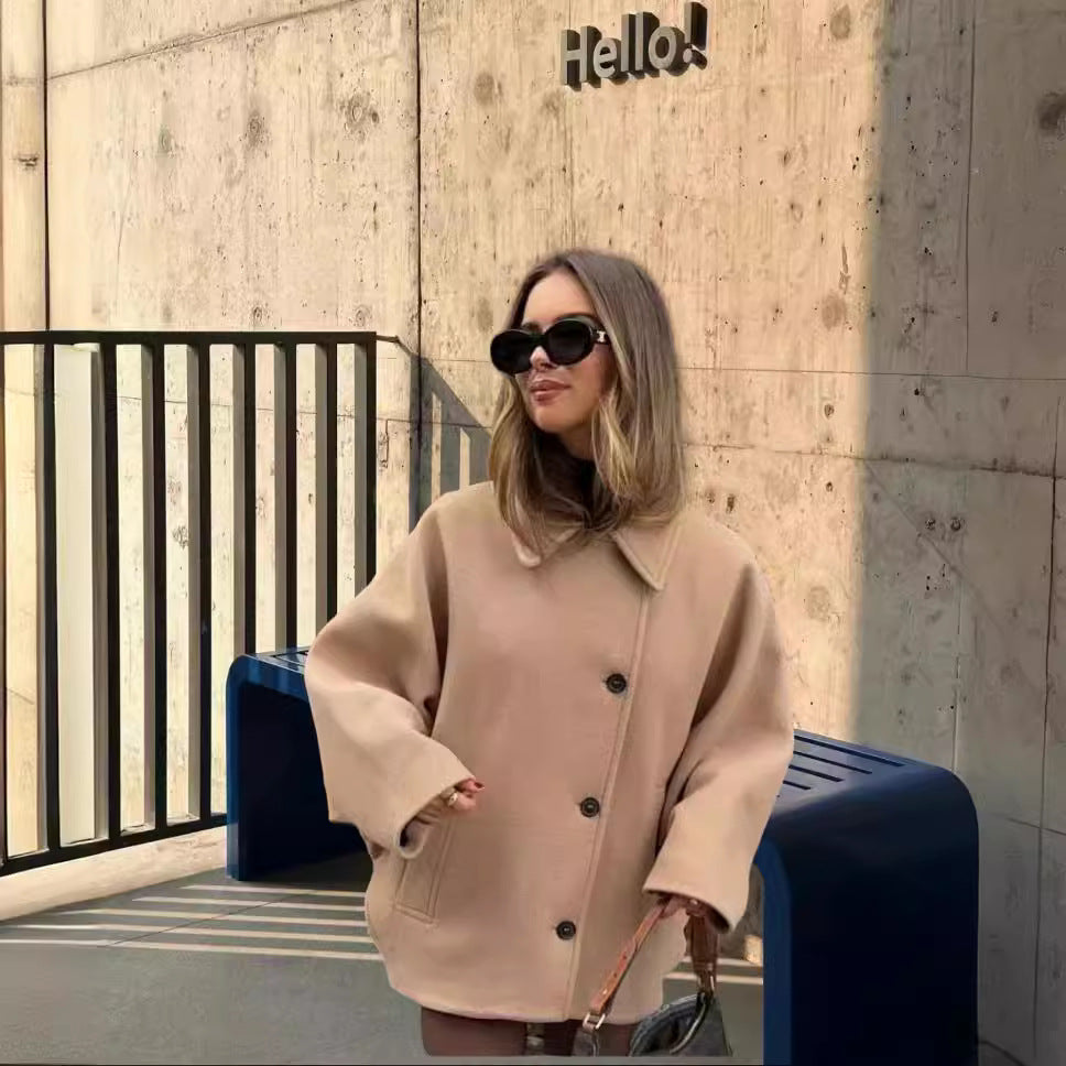 Damen Oversized Wollmantel mit modernem Schnitt und praktischen Taschen EB