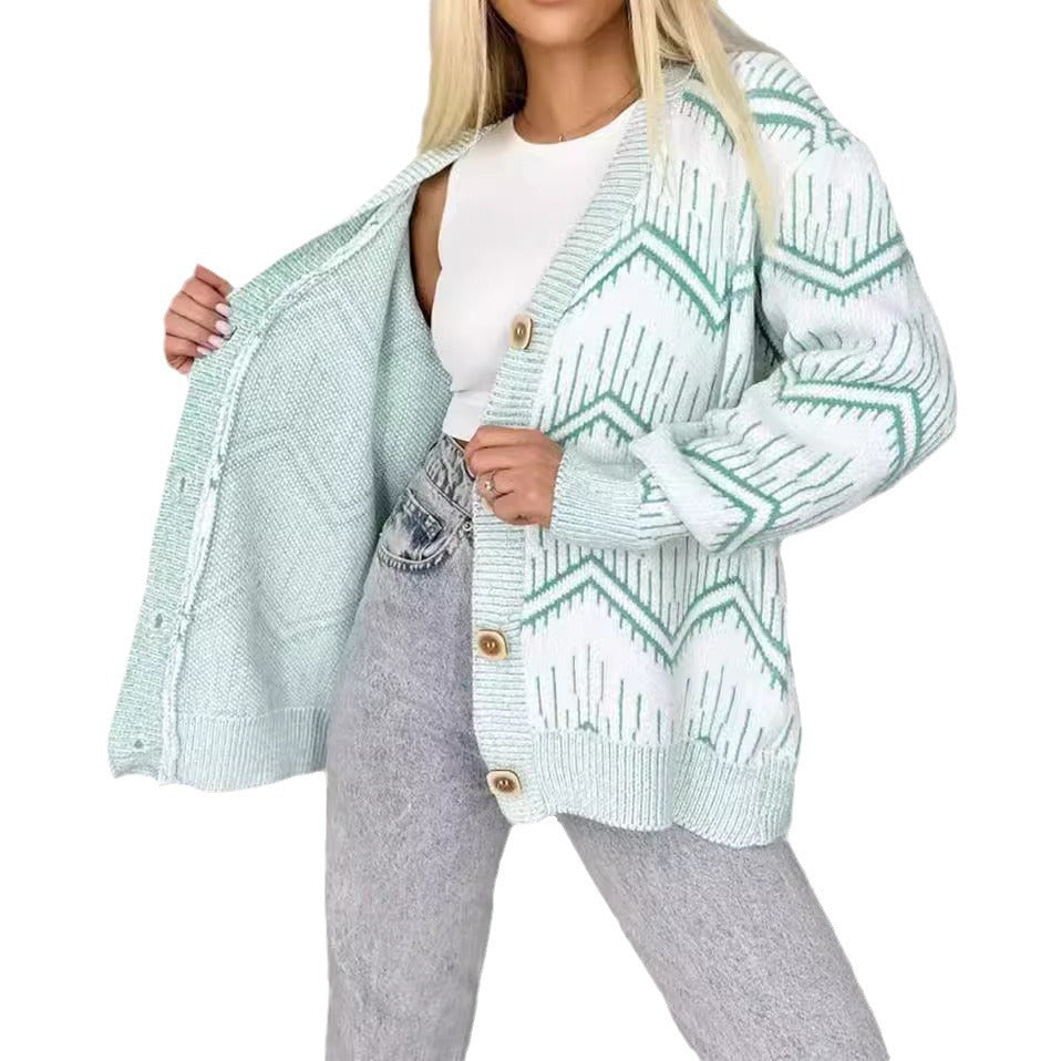 Damen Strickjacke mit modernem Chevron-Muster und erstklassigen Knopfdetails EB