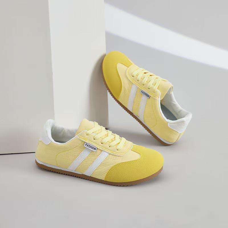 Damen Sportliche Sneakers mit weichem Obermaterial und rutschfester Sohle EB