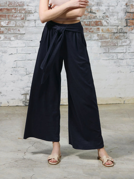 Damen weite Sommerhose mit bindendem Taillengürtel EB