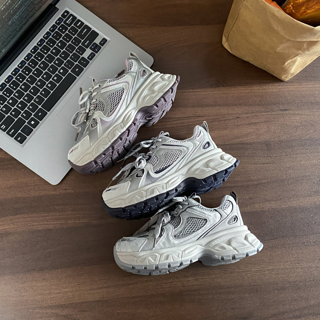 Damen Sportliche Lauf Sneakers mit atmungsaktiver Mesh-Oberfläche und robustem Sohlenprofil EB