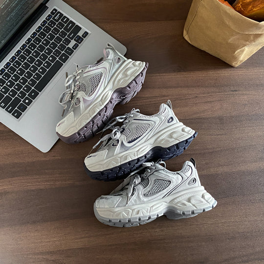 Damen Sportliche Lauf Sneakers mit atmungsaktiver Mesh-Oberfläche und robustem Sohlenprofil EB