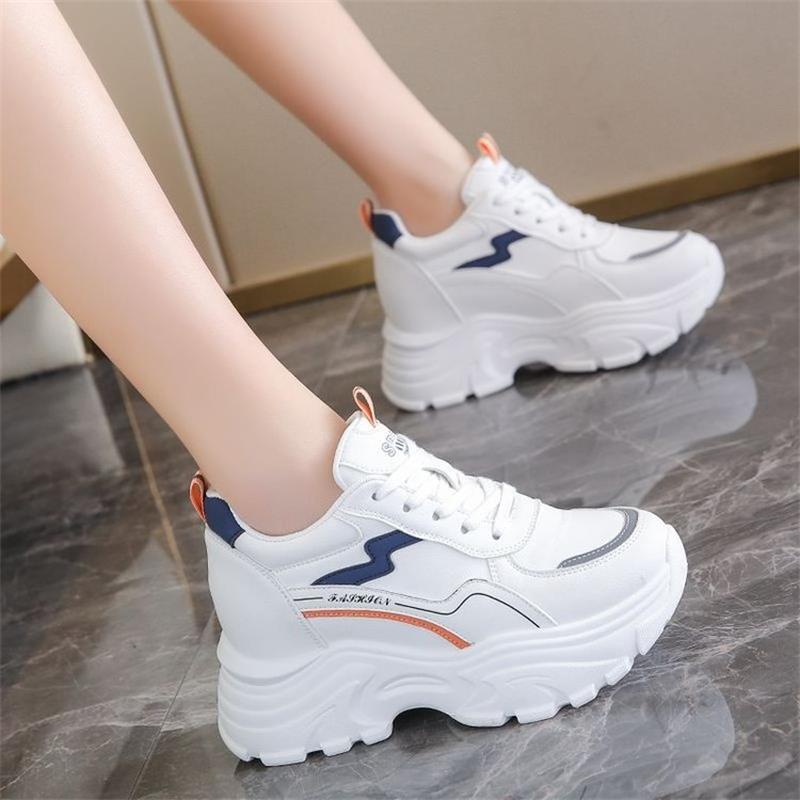 Damen Hochplattform Sneakers mit modischen Details und atmungsaktiver Sohle EB