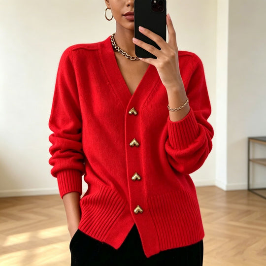 Damen Oversize V-Ausschnitt Strickcardigan mit herzförmigen Schmuckknöpfen EB