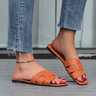 Damen Komfortable Zehensandalen mit modischem Schnitt und dekorativen Riemen EB