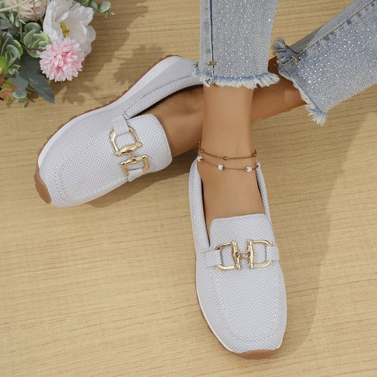 Damen Slip-On Sneakers mit luftigem Netzdesign und elegantem Schmuckverschluss EB