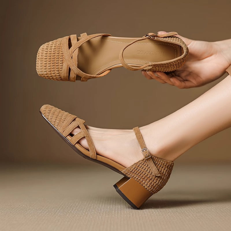 Damen Elegante Ballerinas mit geflochtener Struktur und verstellbarem Riemen EB