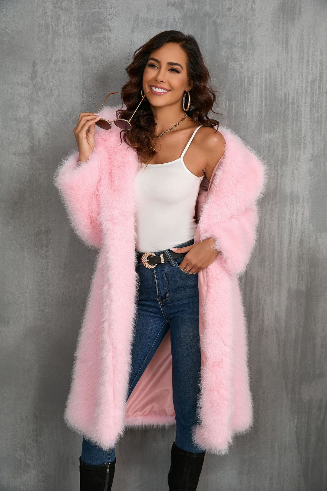 Damen Eleganter Kunstpelzmantel mit breitem Revers und lockerem Schnitt EB