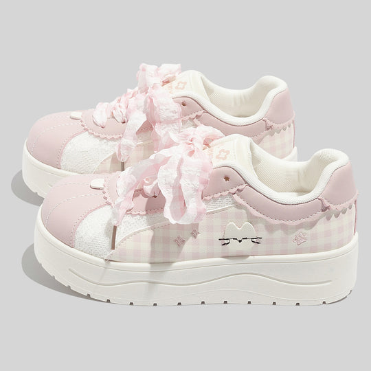 Damen Sneakers mit niedlichem Karo-Muster und verspielten Rüschen von EB