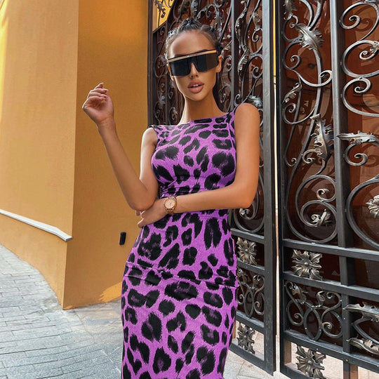 Damen Figurbetontes Kleid mit Modischem Leopardenmuster und Schulterfreier Optik EB