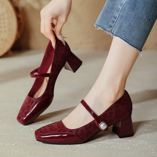 Damen elegante Ballerinas mit besonderem Riemen und dekorativem Detail EB