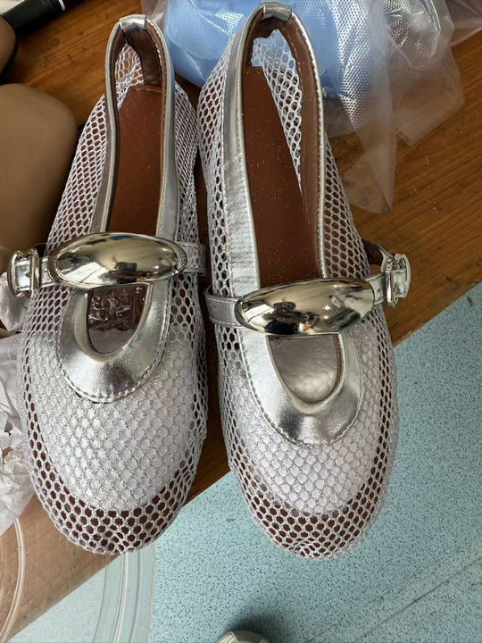 Damen elegante Netzschuhe mit goldenen Schnallen EB