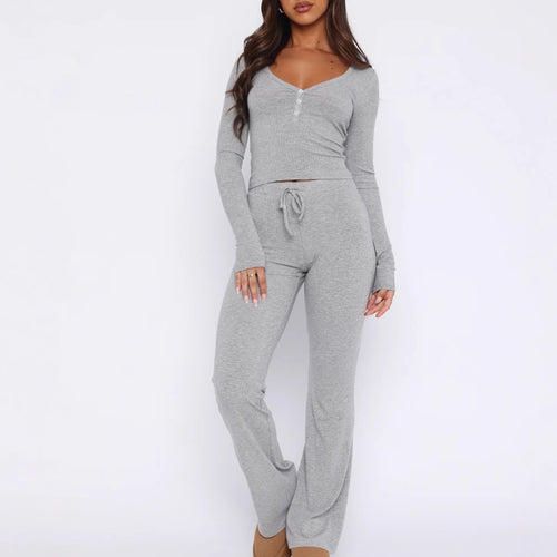 Damen Loungewear-Anzug aus weichem Rippstoff mit Knopfleiste und elastischem Bund EB