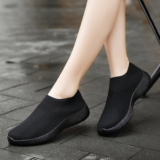 Damen Leichte und atmungsaktive Slip-On Sneakers mit flexiblem Sohlenprofil EB