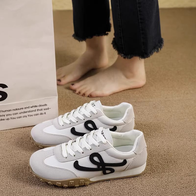 Damen Sportliche Sneakers mit modischem Design und bequemer Passform EB