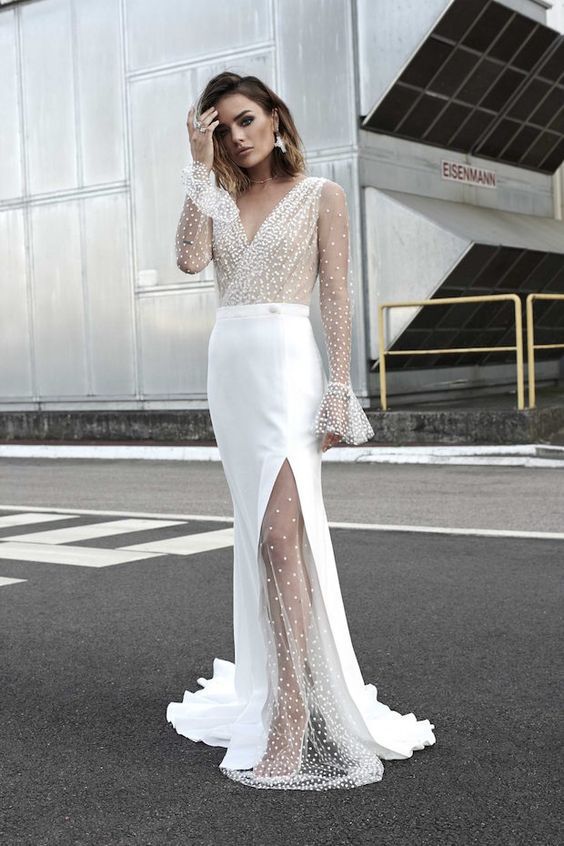Damen Hochgeschlitztes Abendkleid mit transparentem Oberteil und Perlenapplikationen EB