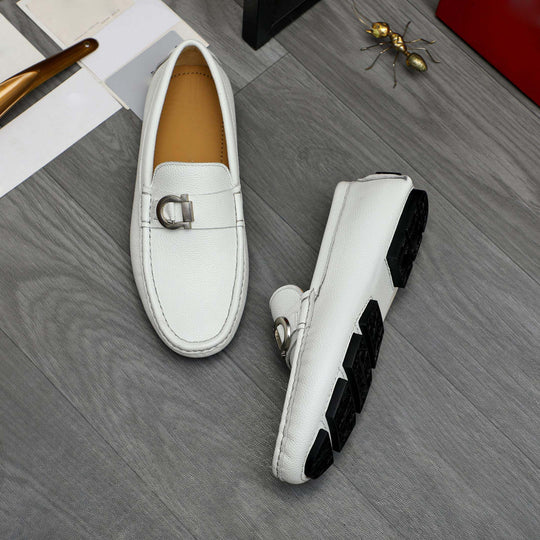 Damen Mokassins aus feinem Leder mit eleganter Applikation EB