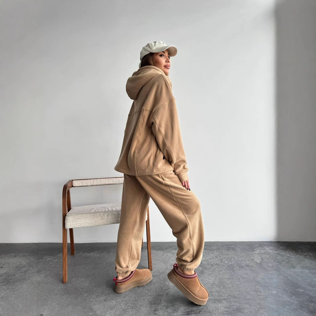 Damen Oversize-Fleece-Hoodie mit Kapuze und taillierter Tapered-Jogginghose EB