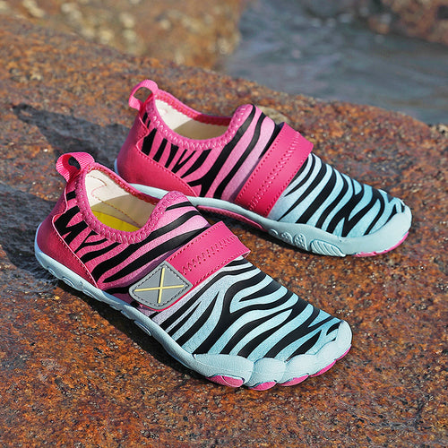 Damen Aquaschuhe mit rutschfester Sohle und flexiblem Design EB