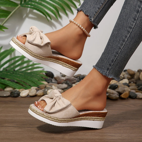Damen Komfortable Wedge-Pantoletten mit modernen Schleifen und Jute-Detail EB