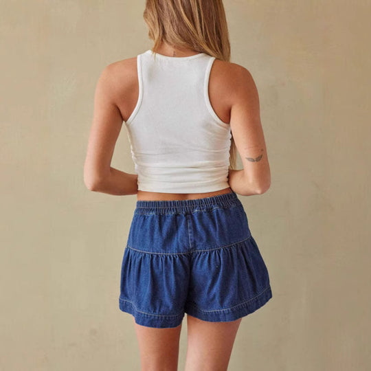 Damen Modische Denim-Shorts mit Rüschen und Knopfdetails EB