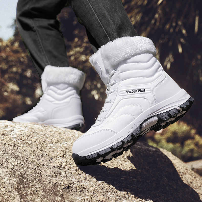 Herren Winterstiefel mit isolierender Fütterung und rutschfester Sohle EB