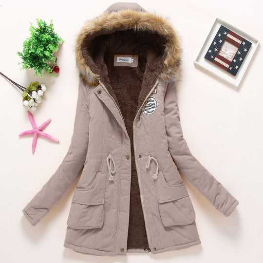 Damen taillierter Winterparka mit Teddyfutter Kunstfellkapuze und Tunnelzug EB