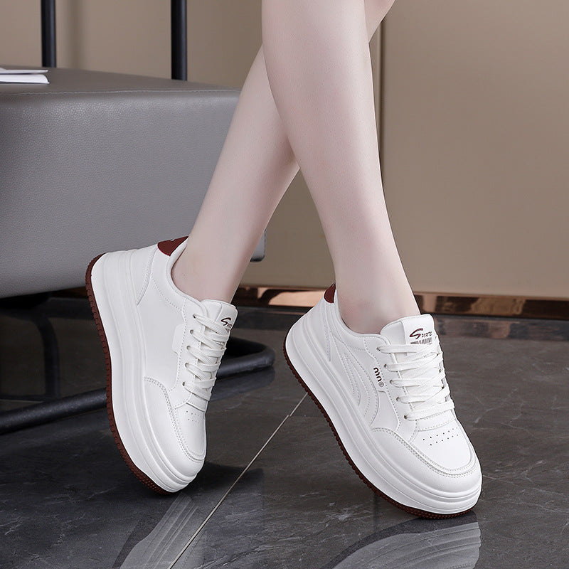 Damen Plattform Sneakers mit ergonomischer Dämpfung und sportlichem Design EB