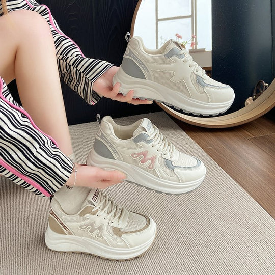 Damen Sneakers mit gepolsterter Sohle und atmungsaktivem Obermaterial EB