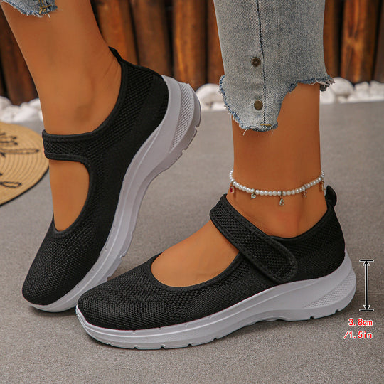 Damen Sportliche Slip-On Sneakers mit atmungsaktivem Mesh-Obermaterial und elastischen Riemen EB