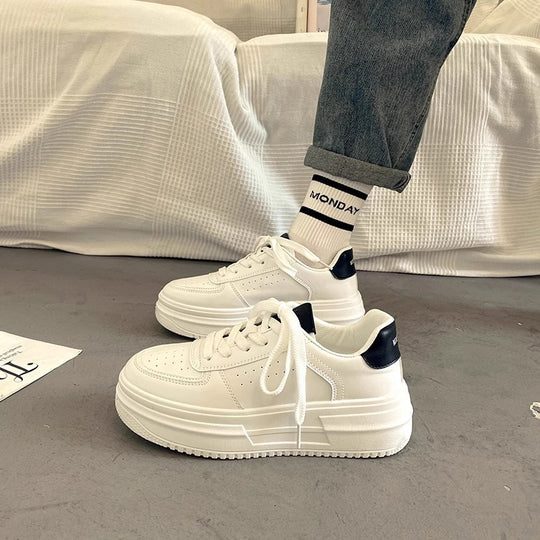 Damen Modische Plateau Sneakers mit komfortablem Rückenschutz EB