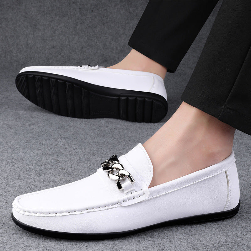 Damen Mokassins mit stilvollem Kettendetail EB