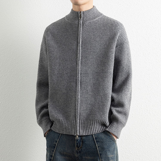 Herren Strickjacke mit hohem Kragen und praktischen Reißverschluss EB