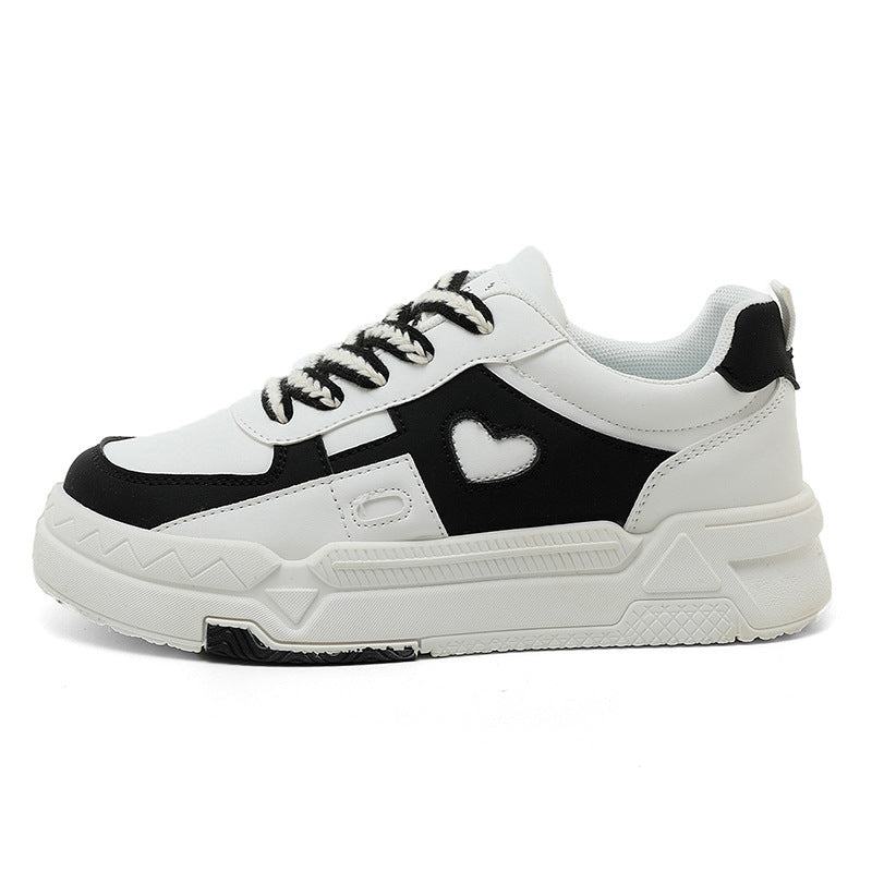 Damen modische Sneaker mit herzförmiger Applikation und robustem Sohlendesign EB