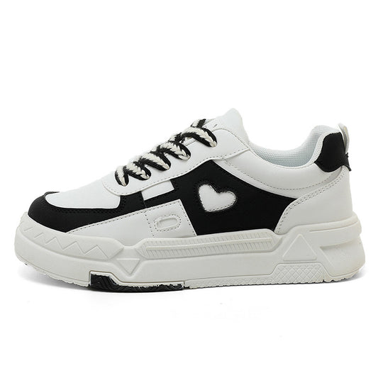 Damen modische Sneaker mit herzförmiger Applikation und robustem Sohlendesign EB