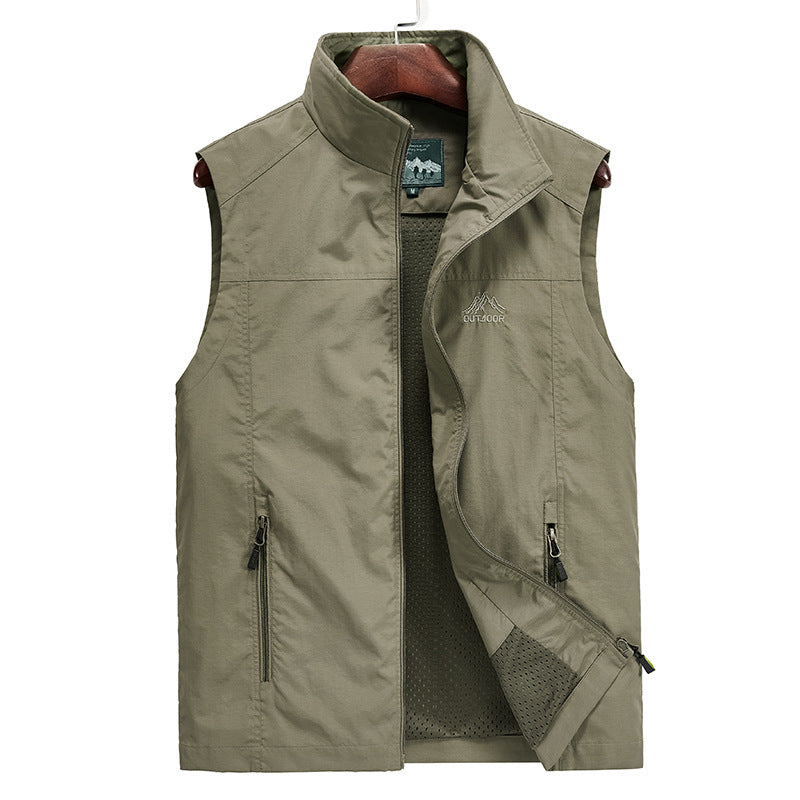 Herren Leichte Outdoor‑Softshellweste mit atmungsaktivem Meshinnenfutter und verdeckten Reißverschlusstaschen EB