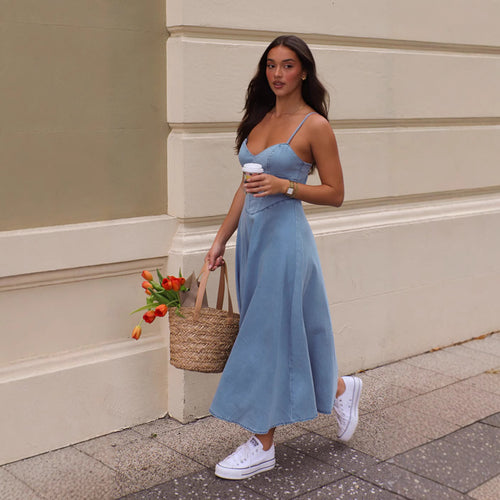 Damen Maxikleid mit zarter Korsett-Details EB