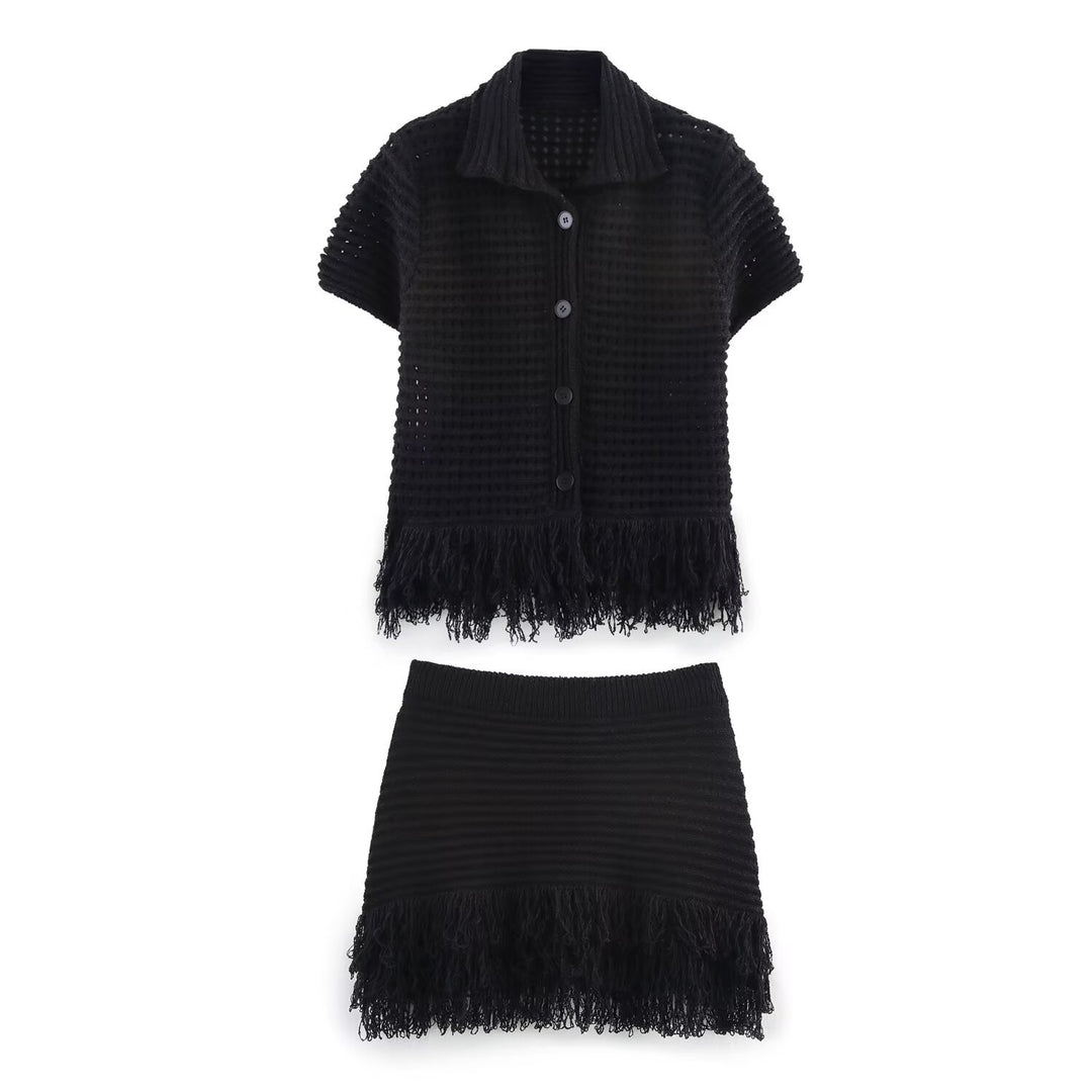 Damen Kurzarm-Strickjacke mit fransigem Saum und dekorativen Knöpfen EB
