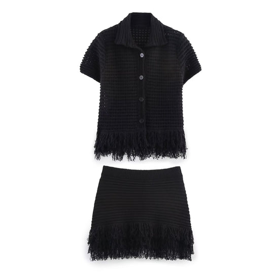 Damen Kurzarm-Strickjacke mit fransigem Saum und dekorativen Knöpfen EB