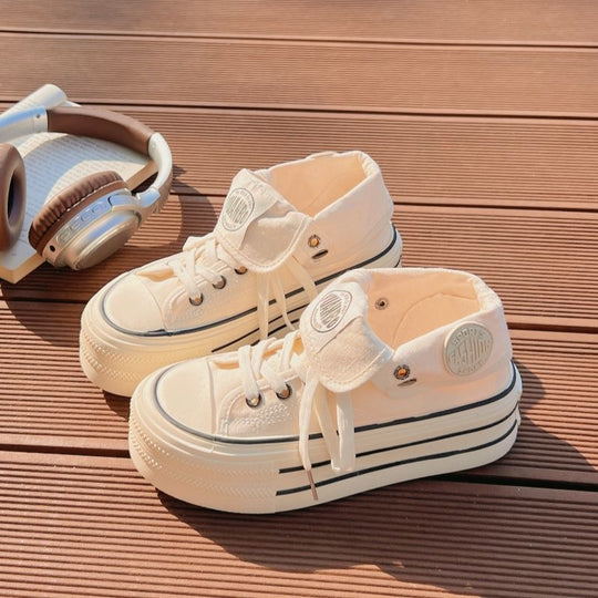Damen Chunky Sneakers mit hohem Plateau und modischem Schnürsystem EB